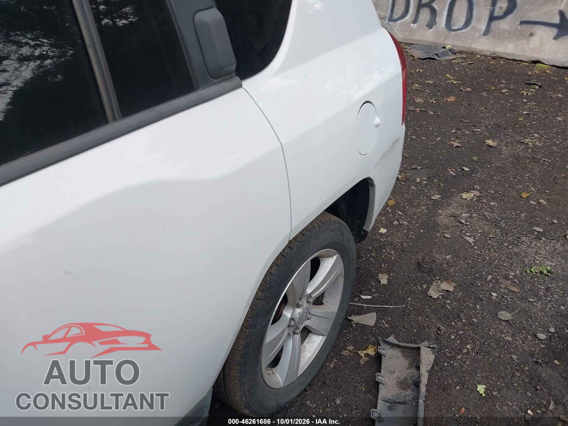 JEEP COMPASS 2011 - 1J4NF1FB2BD227604