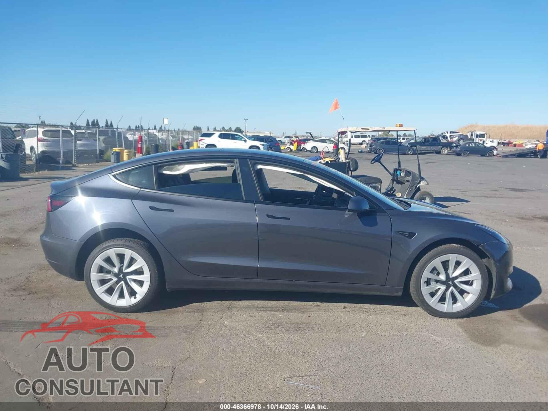 TESLA MODEL 3 2022 - 5YJ3E1EA4NF361083