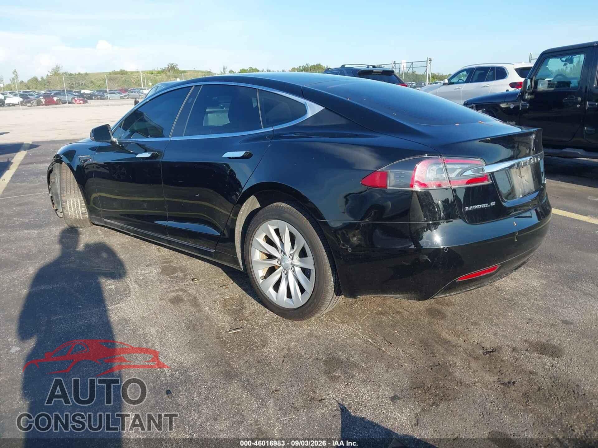 TESLA MODEL S 2017 - 5YJSA1E25HF193507