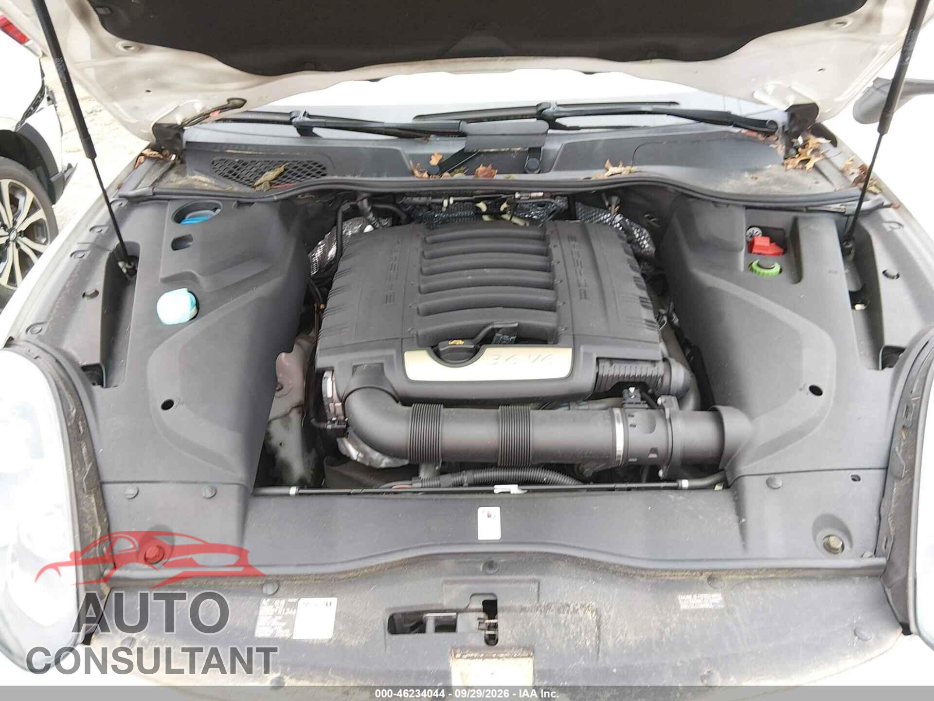 PORSCHE CAYENNE 2016 - WP1AA2A24GKA08628