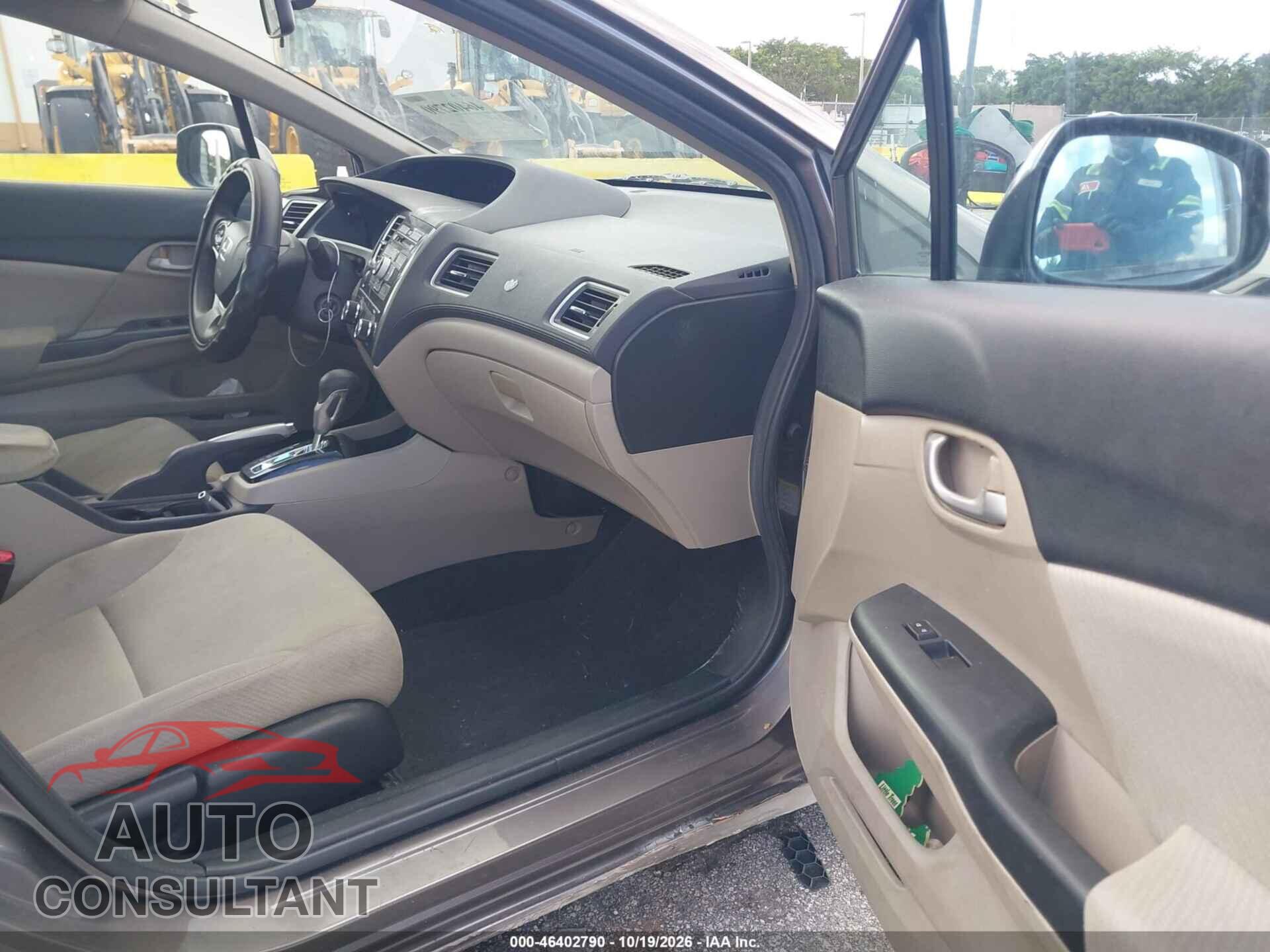 HONDA CIVIC 2013 - 19XFB2F58DE040276