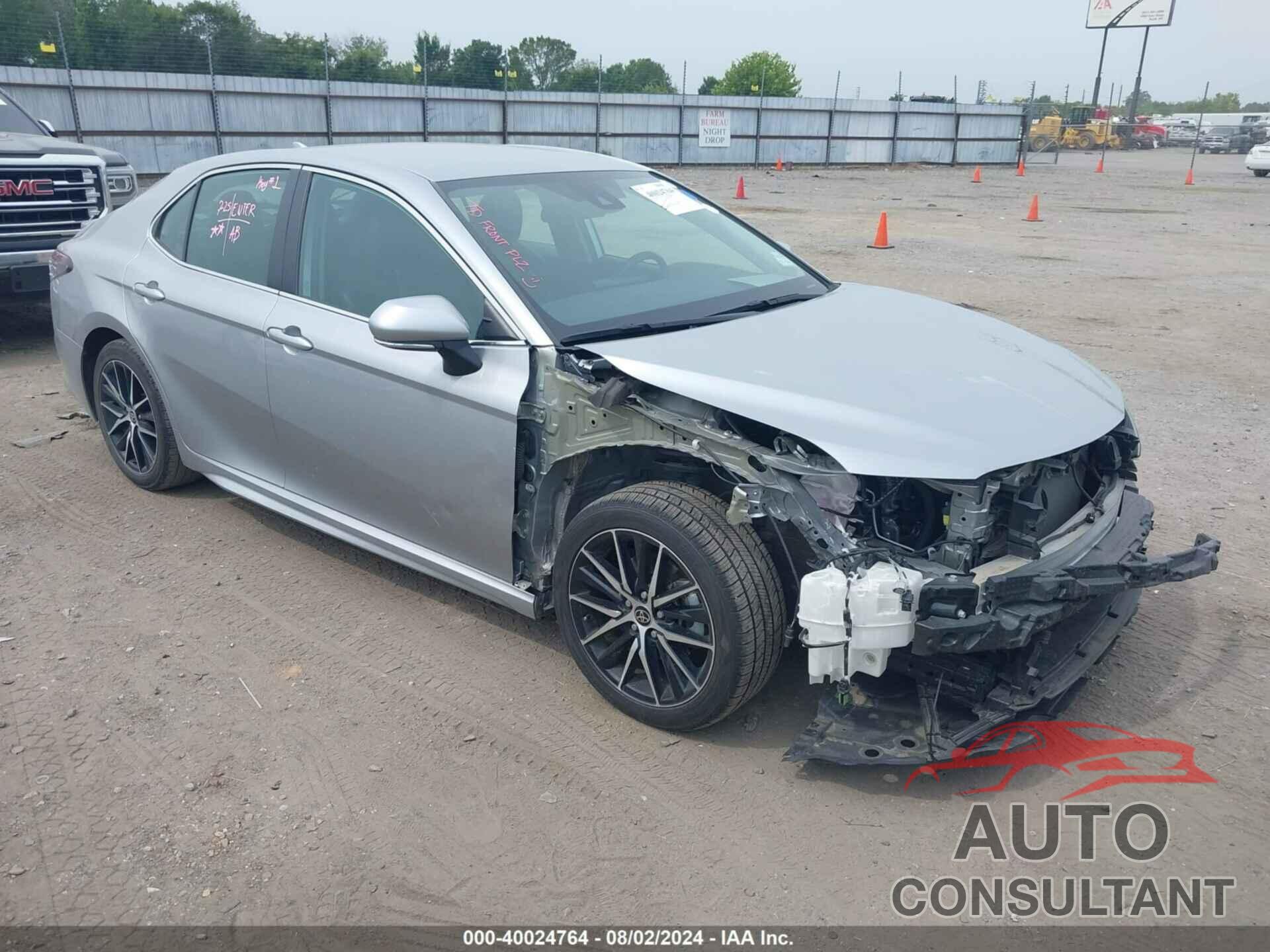 TOYOTA CAMRY 2022 - 4T1G11AK5NU663951