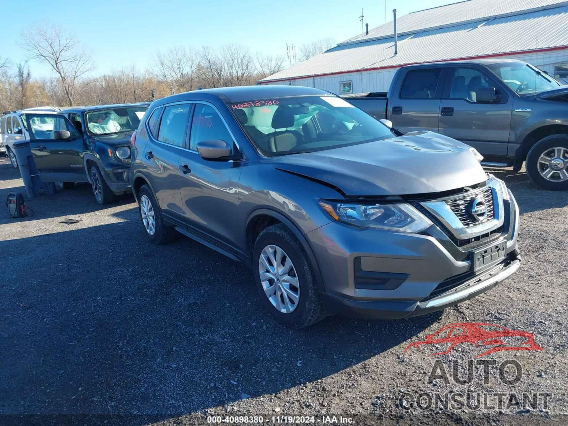 NISSAN ROGUE 2017 - KNMAT2MV6HP527945