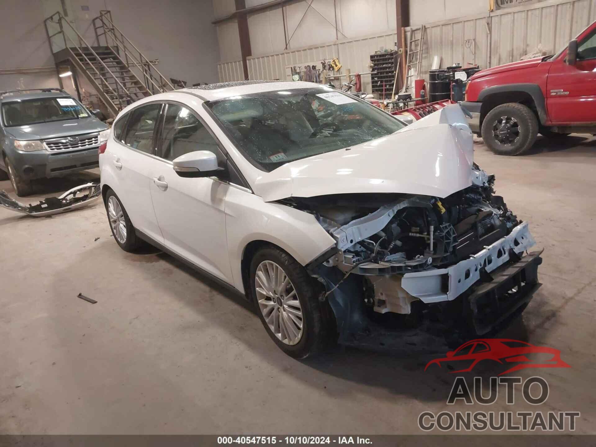 FORD FOCUS 2018 - 1FADP3N20JL324936