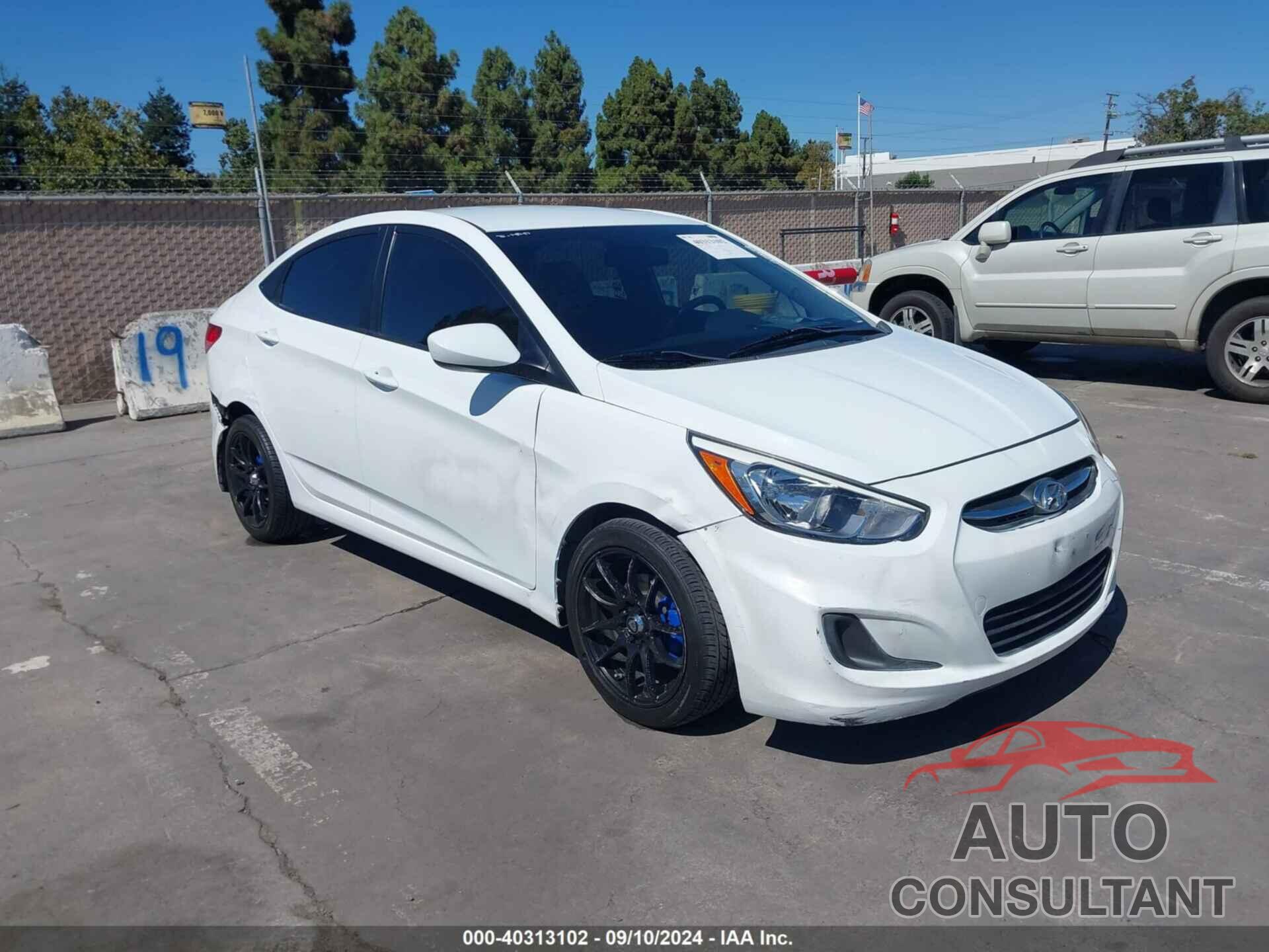 HYUNDAI ACCENT 2016 - KMHCT4AEXGU950953