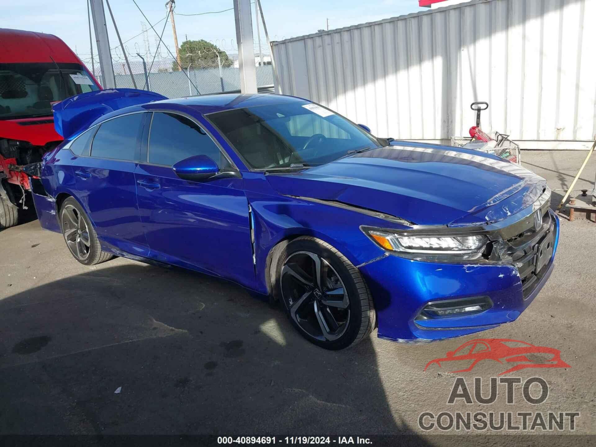 HONDA ACCORD 2018 - 1HGCV1F33JA180206