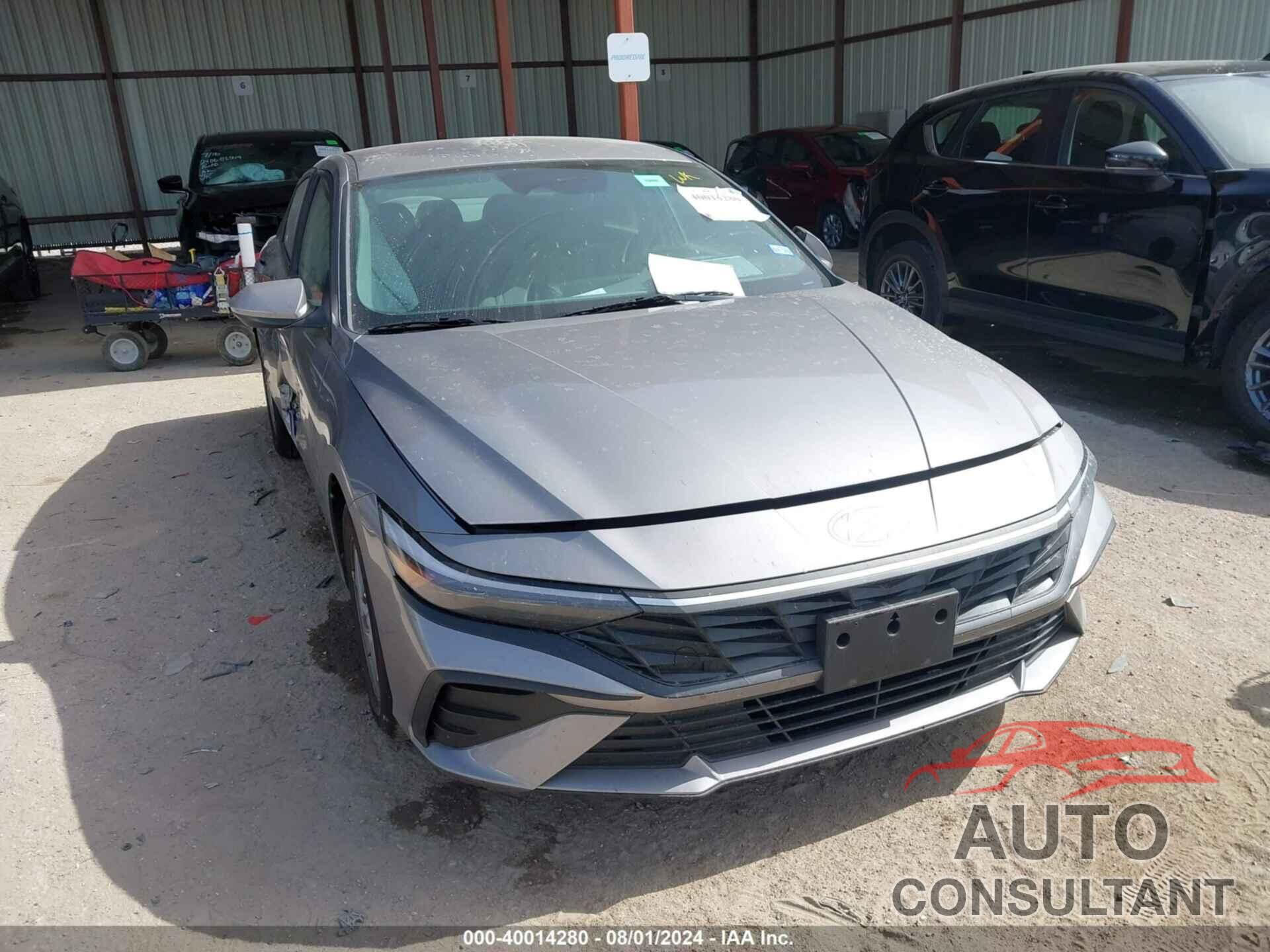 HYUNDAI ELANTRA 2024 - KMHLL4DG4RU695068