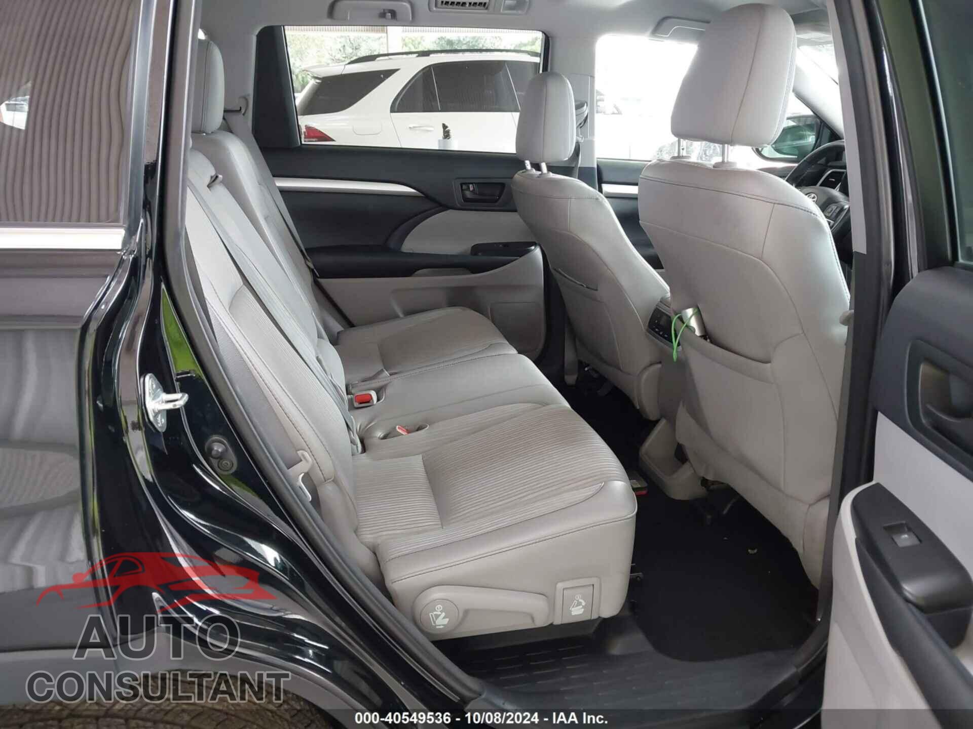 TOYOTA HIGHLANDER 2016 - 5TDZKRFH7GS123014