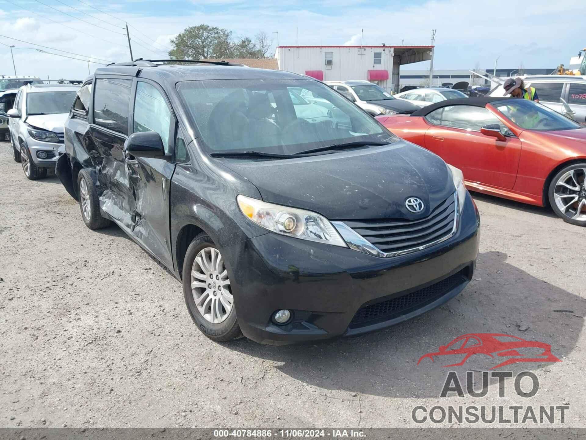 TOYOTA SIENNA 2011 - 5TDYK3DC7BS009166