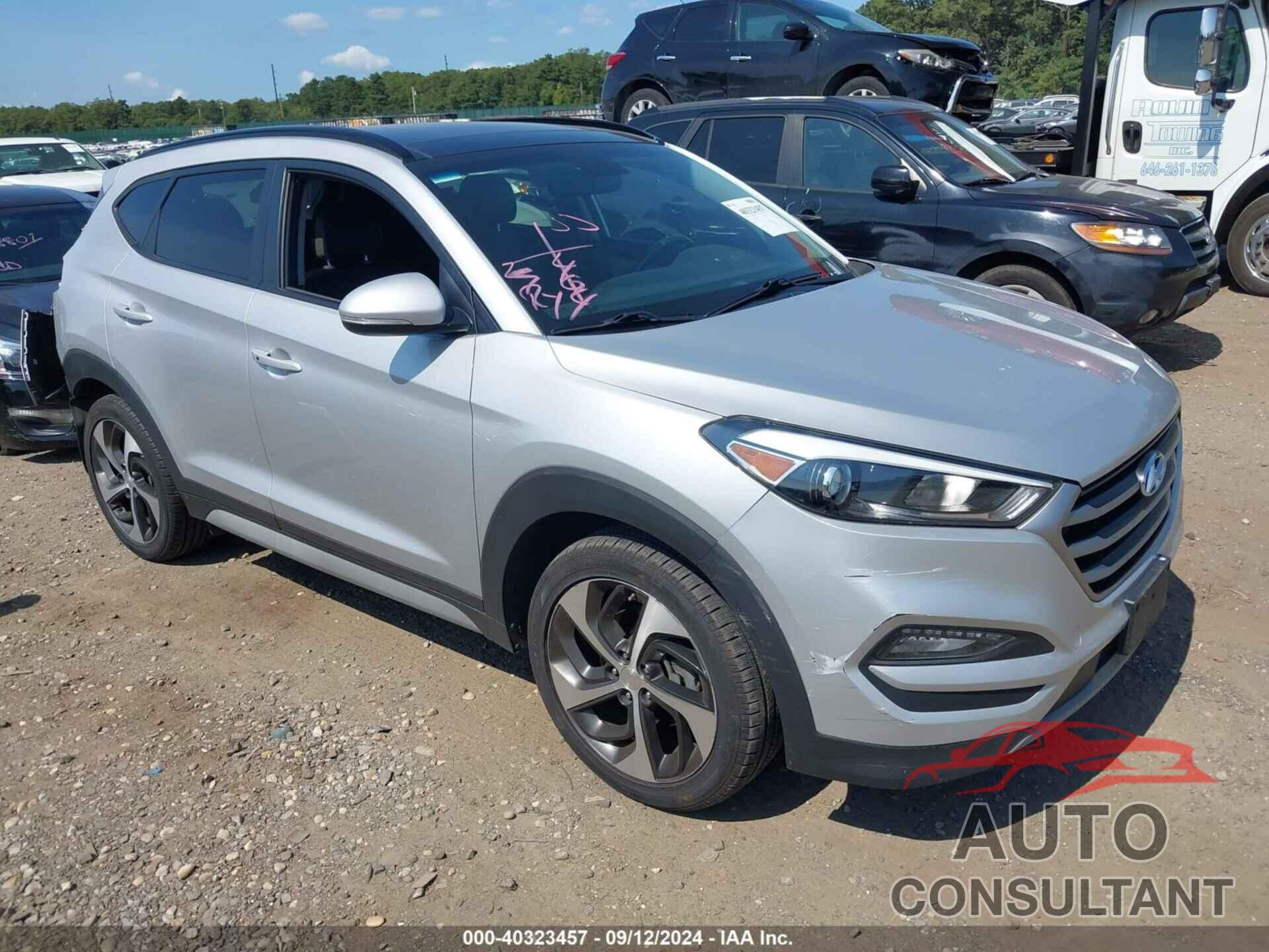 HYUNDAI TUCSON 2018 - KM8J3CA26JU697712