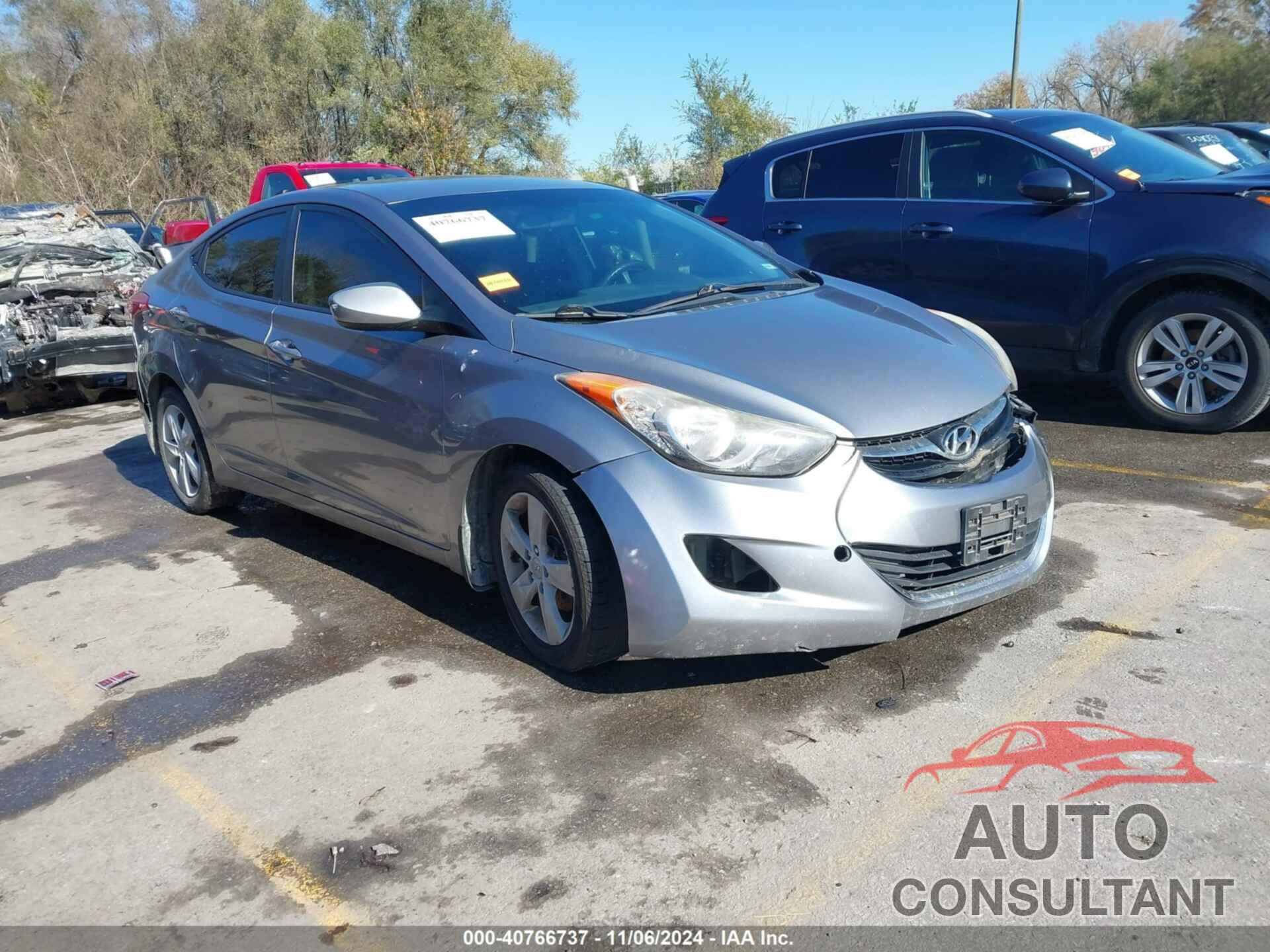 HYUNDAI ELANTRA 2013 - KMHDH4AE7DU542282