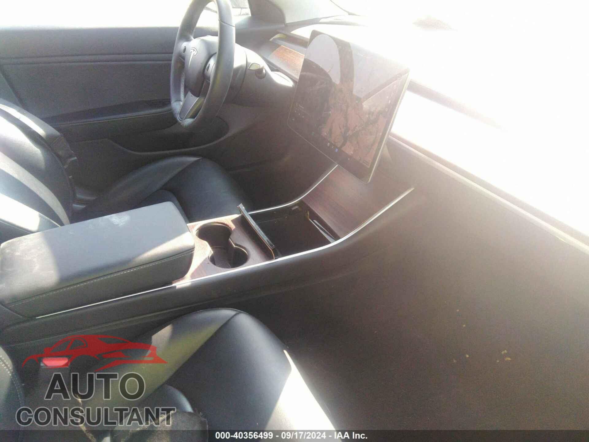 TESLA MODEL 3 2019 - 5YJ3E1EA0KF425454