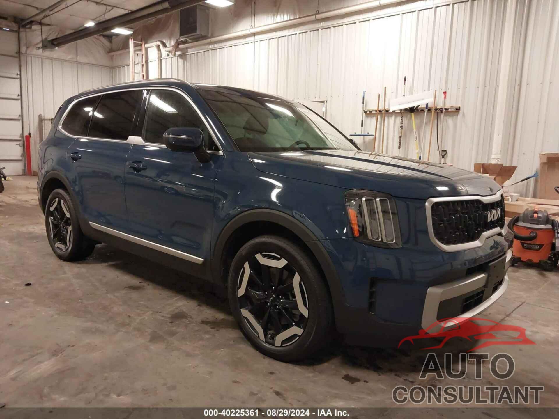 KIA TELLURIDE 2023 - 5XYP3DGC4PG356534