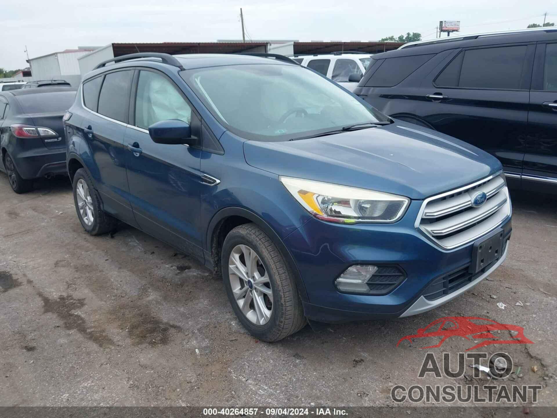 FORD ESCAPE 2018 - 1FMCU0GD0JUA12343