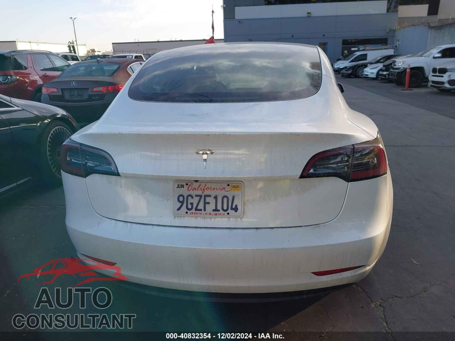 TESLA MODEL 3 2023 - 5YJ3E1EA5PF572425