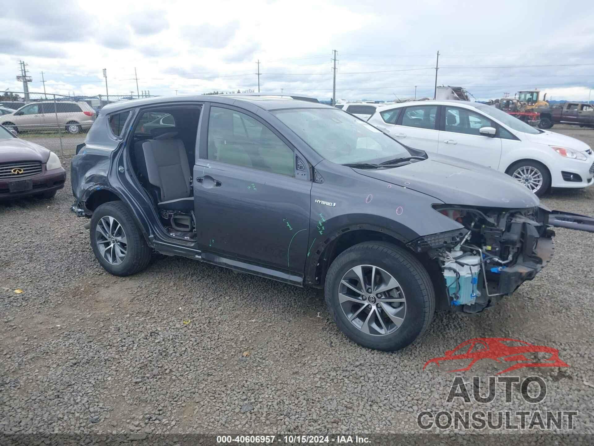 TOYOTA RAV4 HYBRID 2017 - JTMRJREV6HD150986