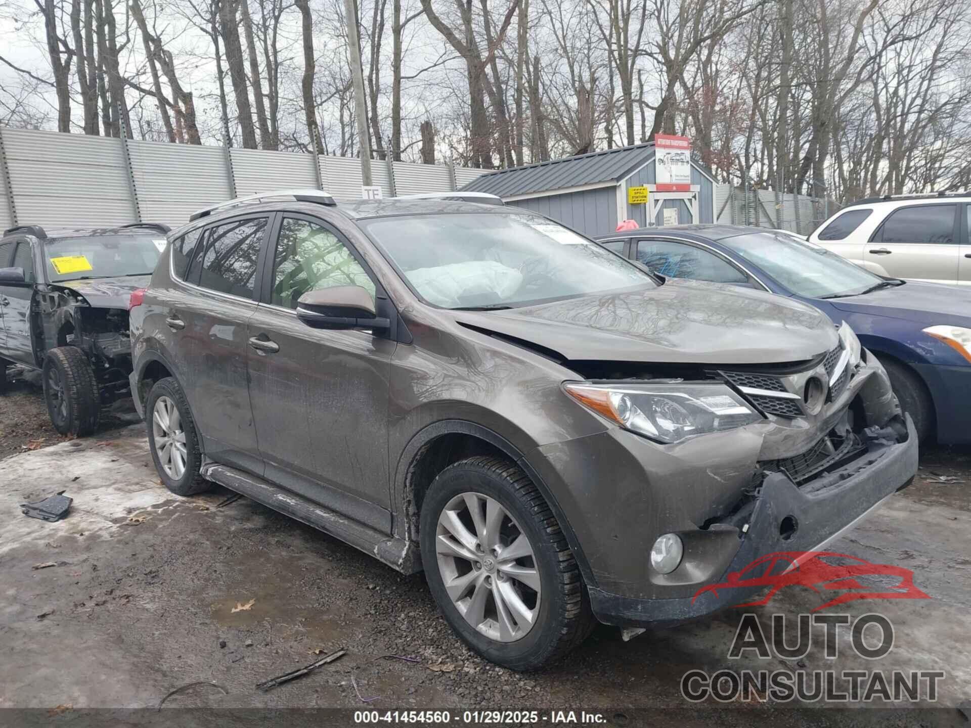 TOYOTA RAV4 2015 - JTMDFREV6FD105328