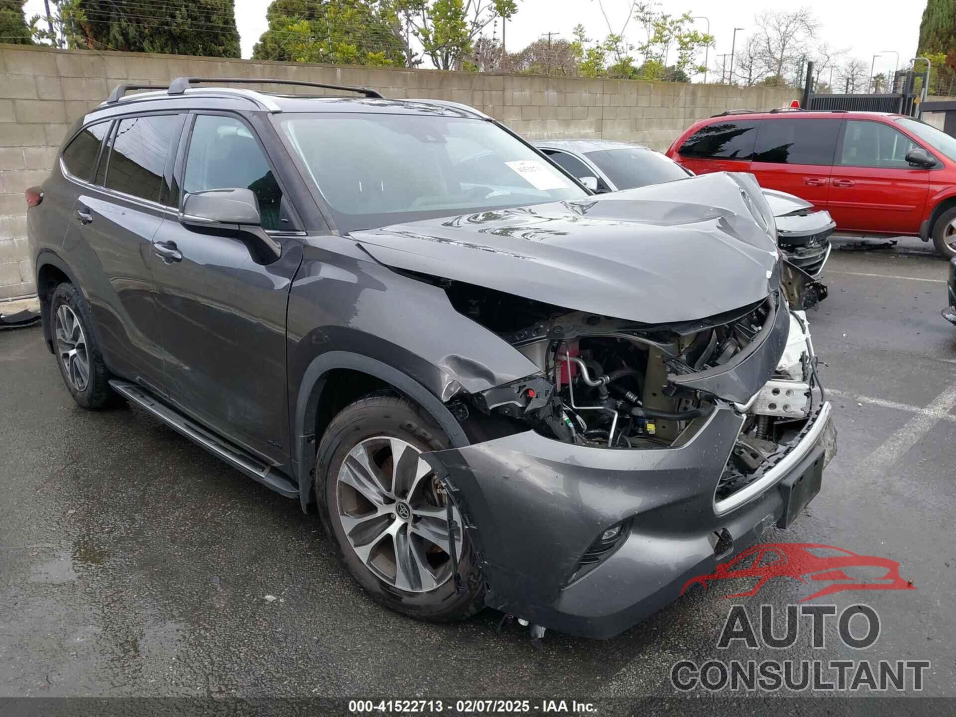 TOYOTA HIGHLANDER 2022 - 5TDHBRCH3NS084452