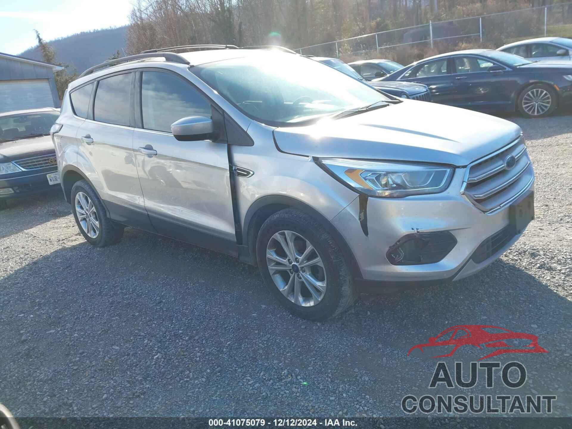 FORD ESCAPE 2017 - 1FMCU0GD0HUD27508