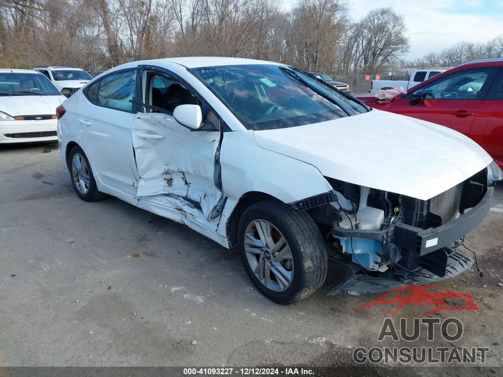 HYUNDAI ELANTRA 2020 - 5NPD84LFXLH579619