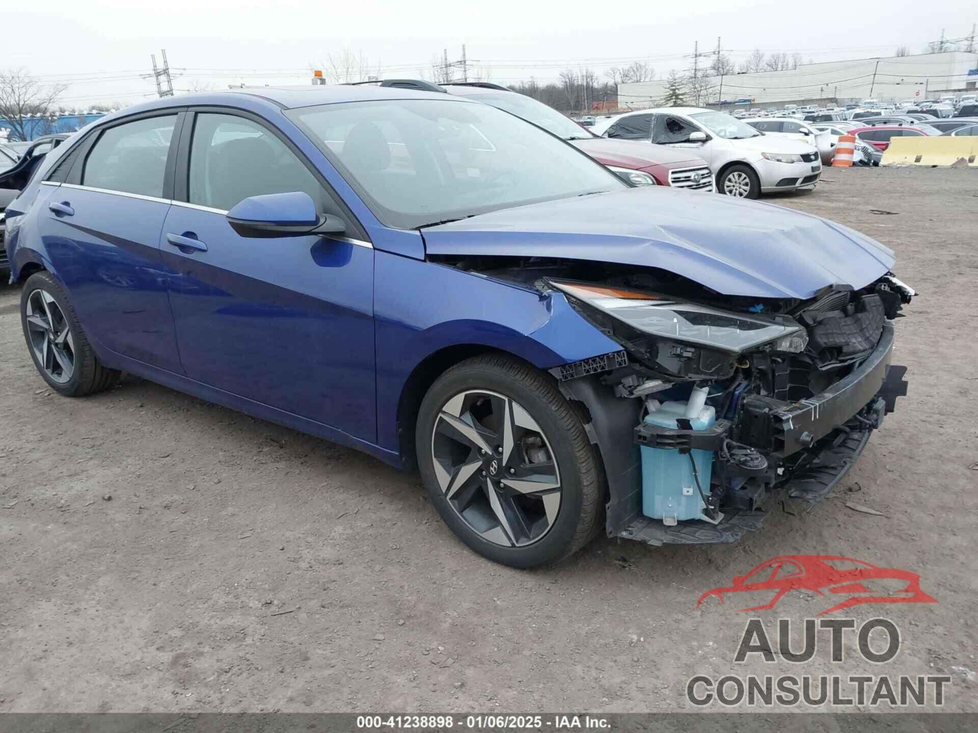 HYUNDAI ELANTRA 2023 - KMHLP4AG0PU374652