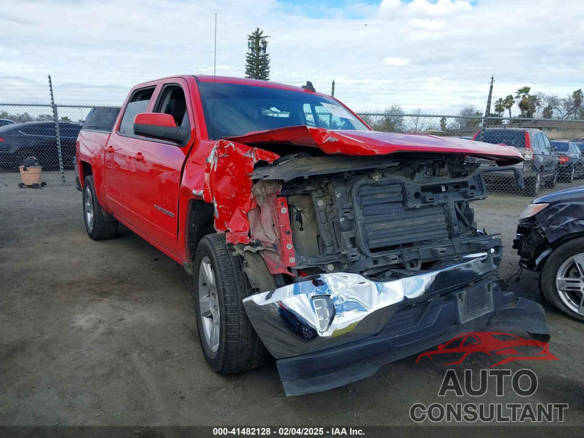 CHEVROLET SILVERADO 1500 2018 - 3GCPCREC1JG584399