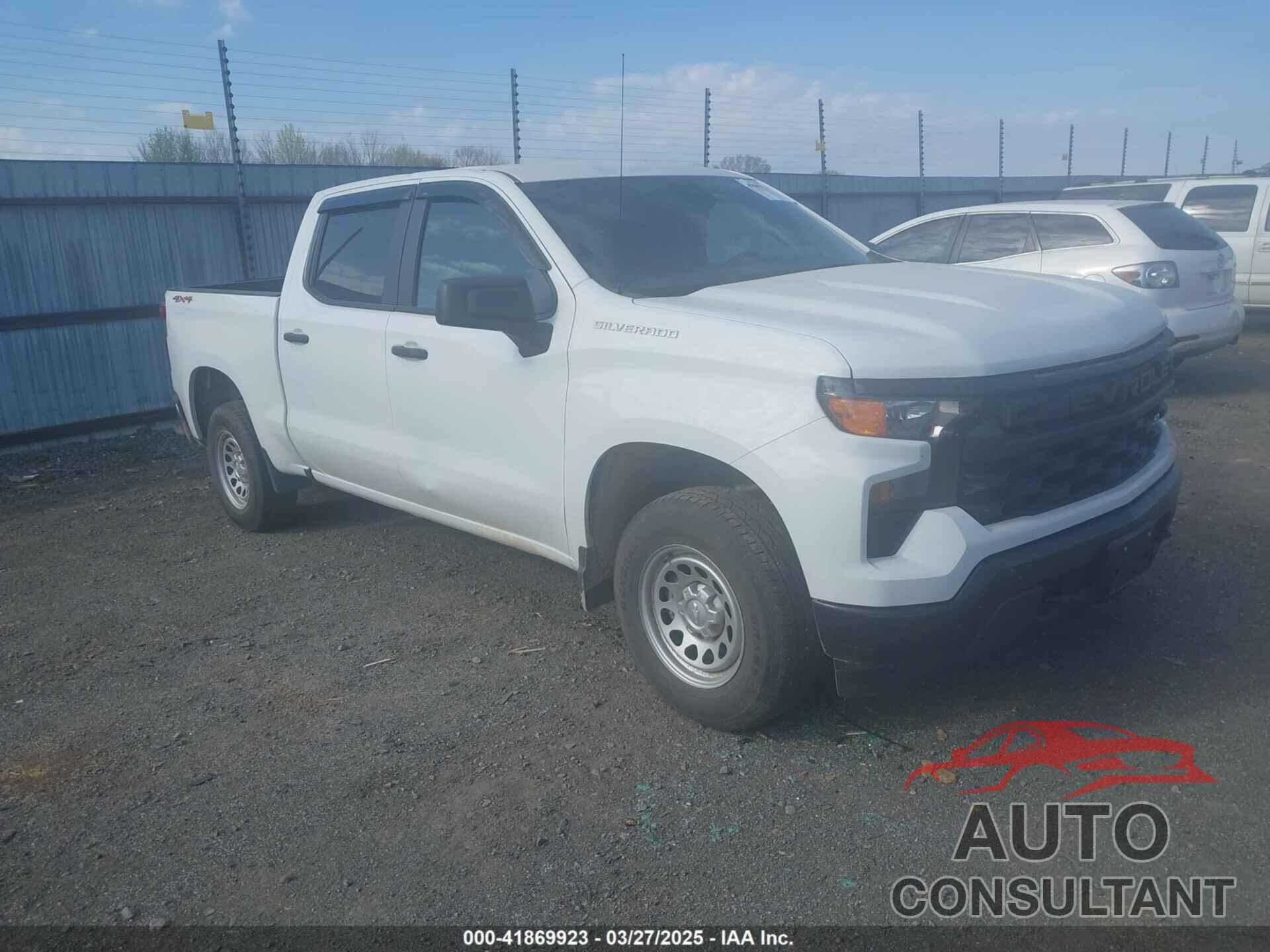 CHEVROLET SILVERADO 1500 2023 - 1GCPDAEK5PZ282354