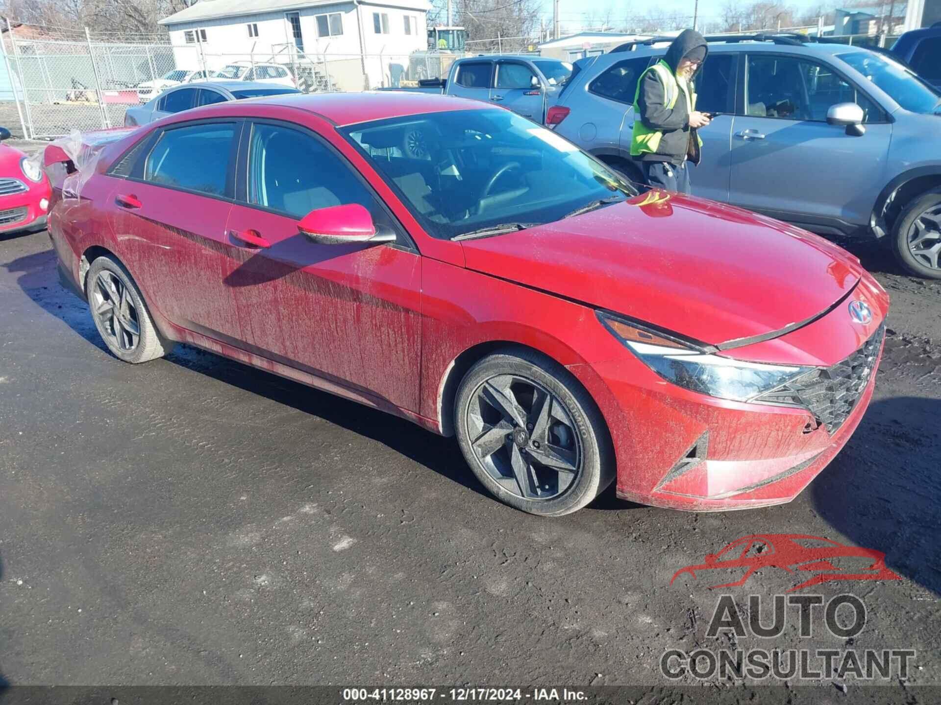 HYUNDAI ELANTRA 2023 - KMHLS4AG6PU496608