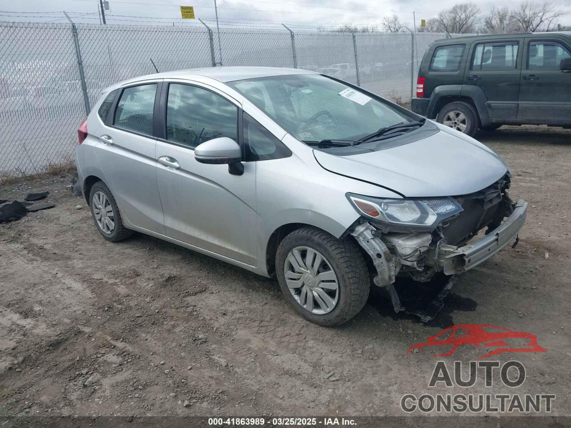 HONDA FIT 2015 - 3HGGK5H57FM784299