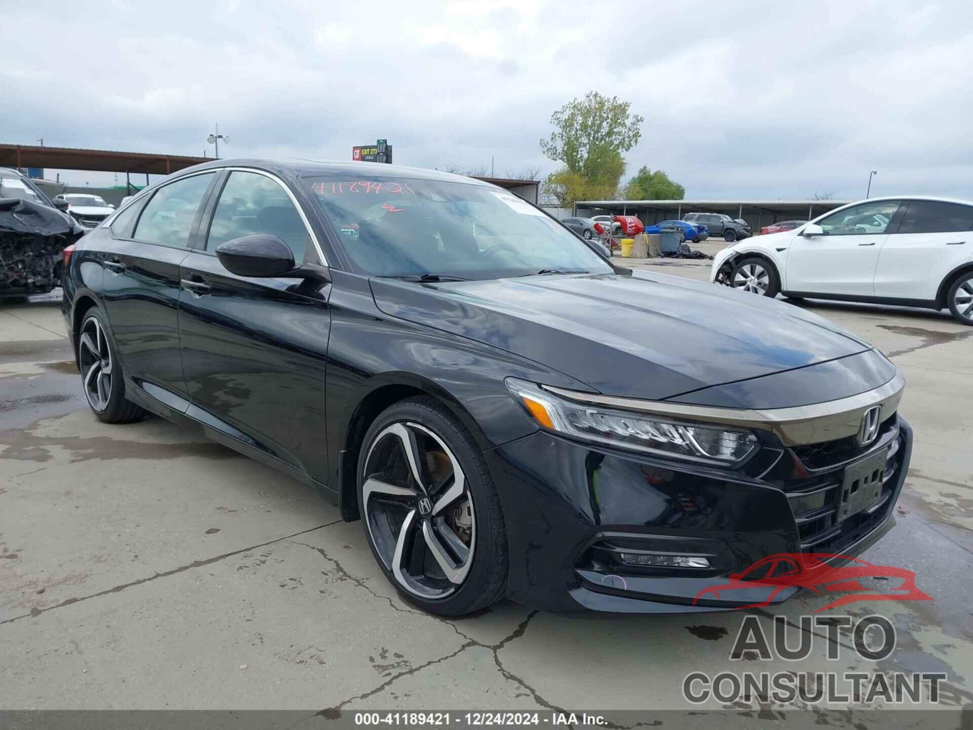 HONDA ACCORD 2018 - 1HGCV2F33JA046379