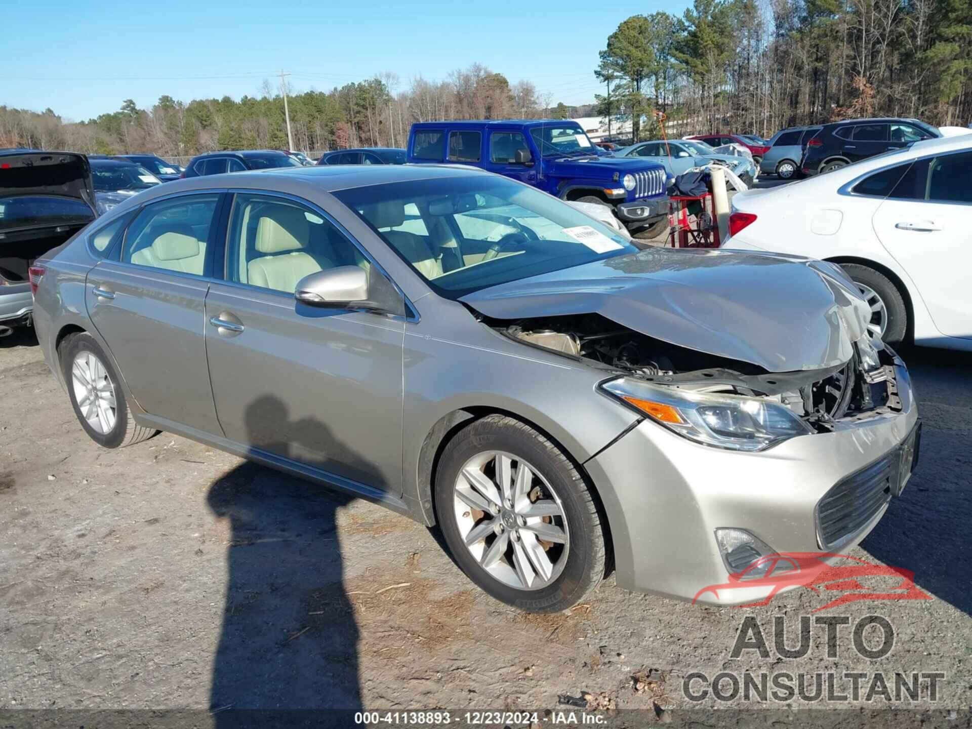 TOYOTA AVALON 2013 - 4T1BK1EB7DU067174