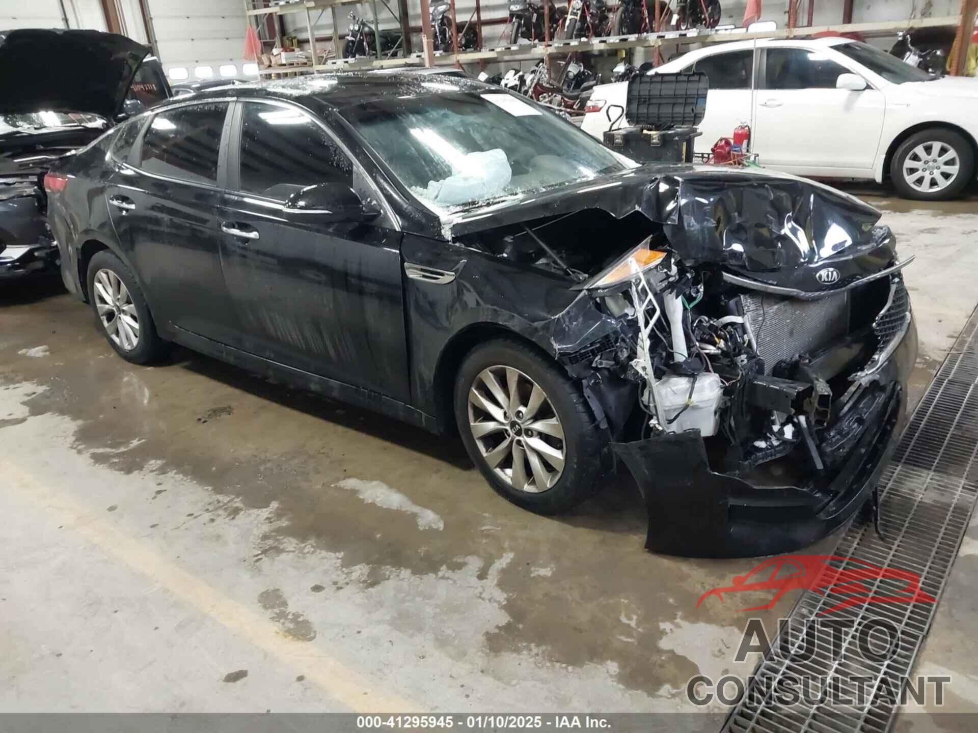 KIA OPTIMA 2016 - 5XXGT4L38GG020623