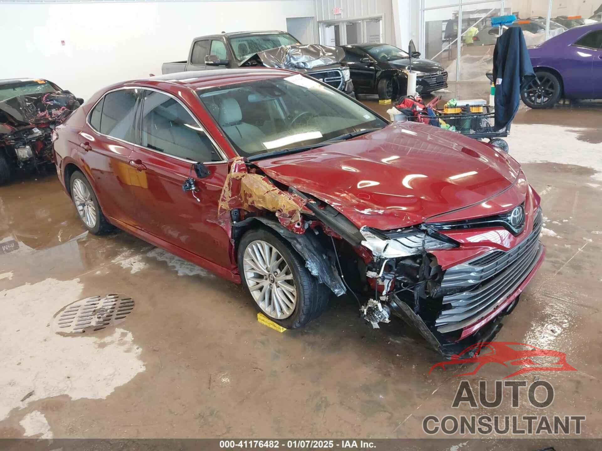 TOYOTA CAMRY 2019 - 4T1B11HK8KU812476