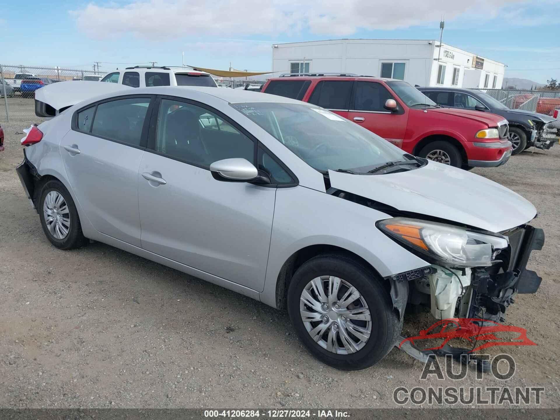 KIA FORTE 2016 - KNAFK4A69G5577585