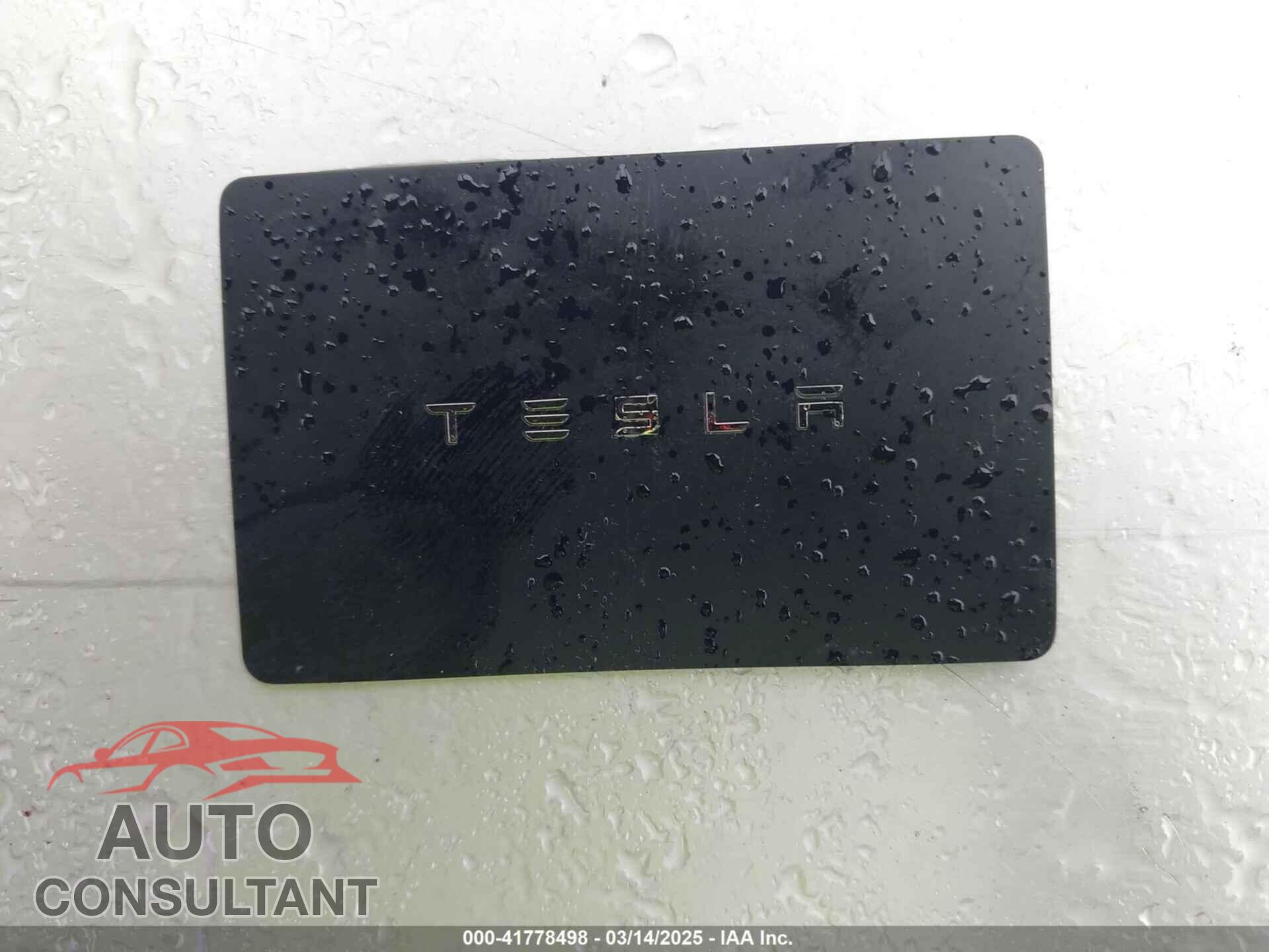 TESLA MODEL 3 2025 - 5YJ3E1EA2SF885408