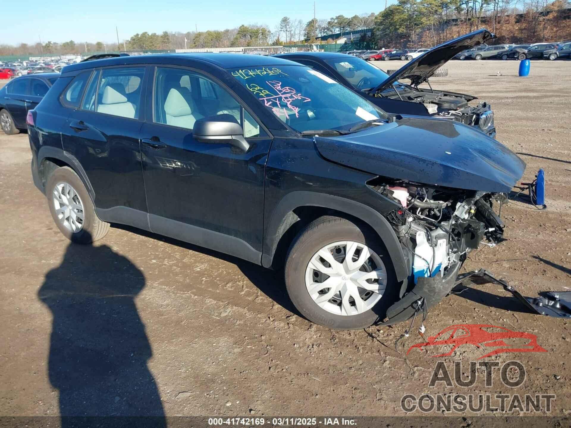 TOYOTA COROLLA CROSS 2024 - 7MUAAABG9RV105427
