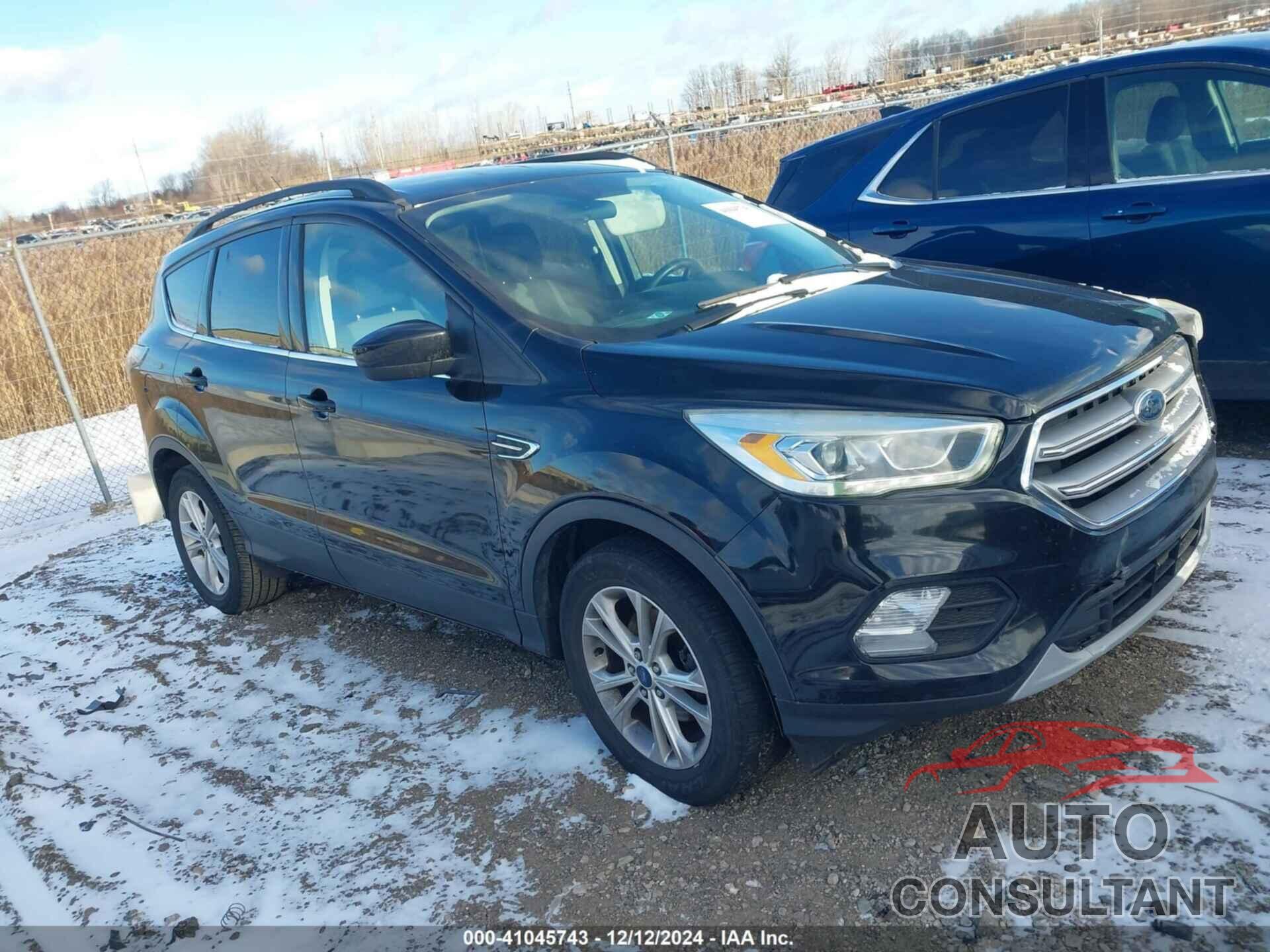 FORD ESCAPE 2017 - 1FMCU0GD9HUA16370