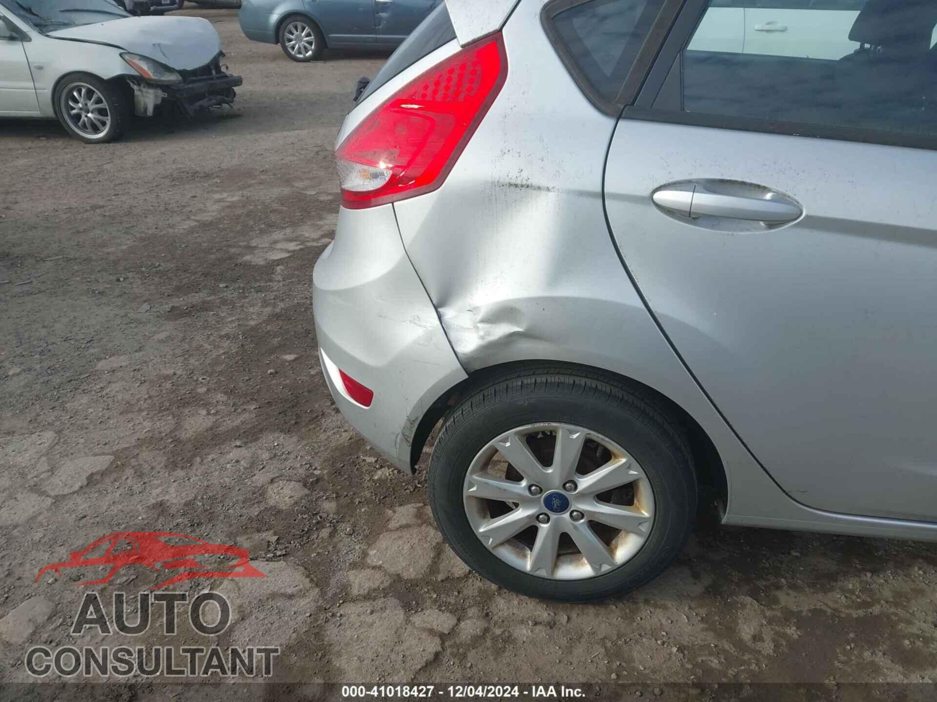 FORD FIESTA 2013 - 3FADP4EJ9DM136352