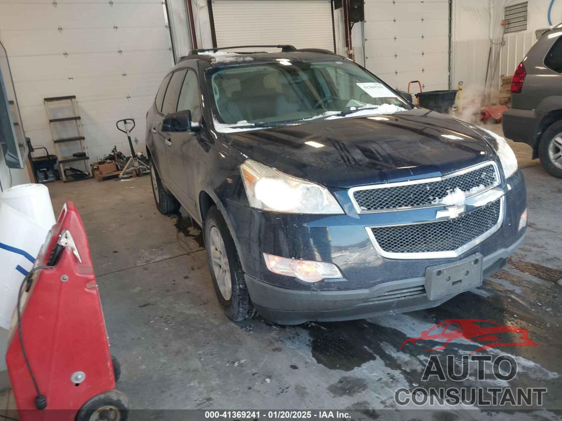 CHEVROLET TRAVERSE 2012 - 1GNKVFED9CJ177421