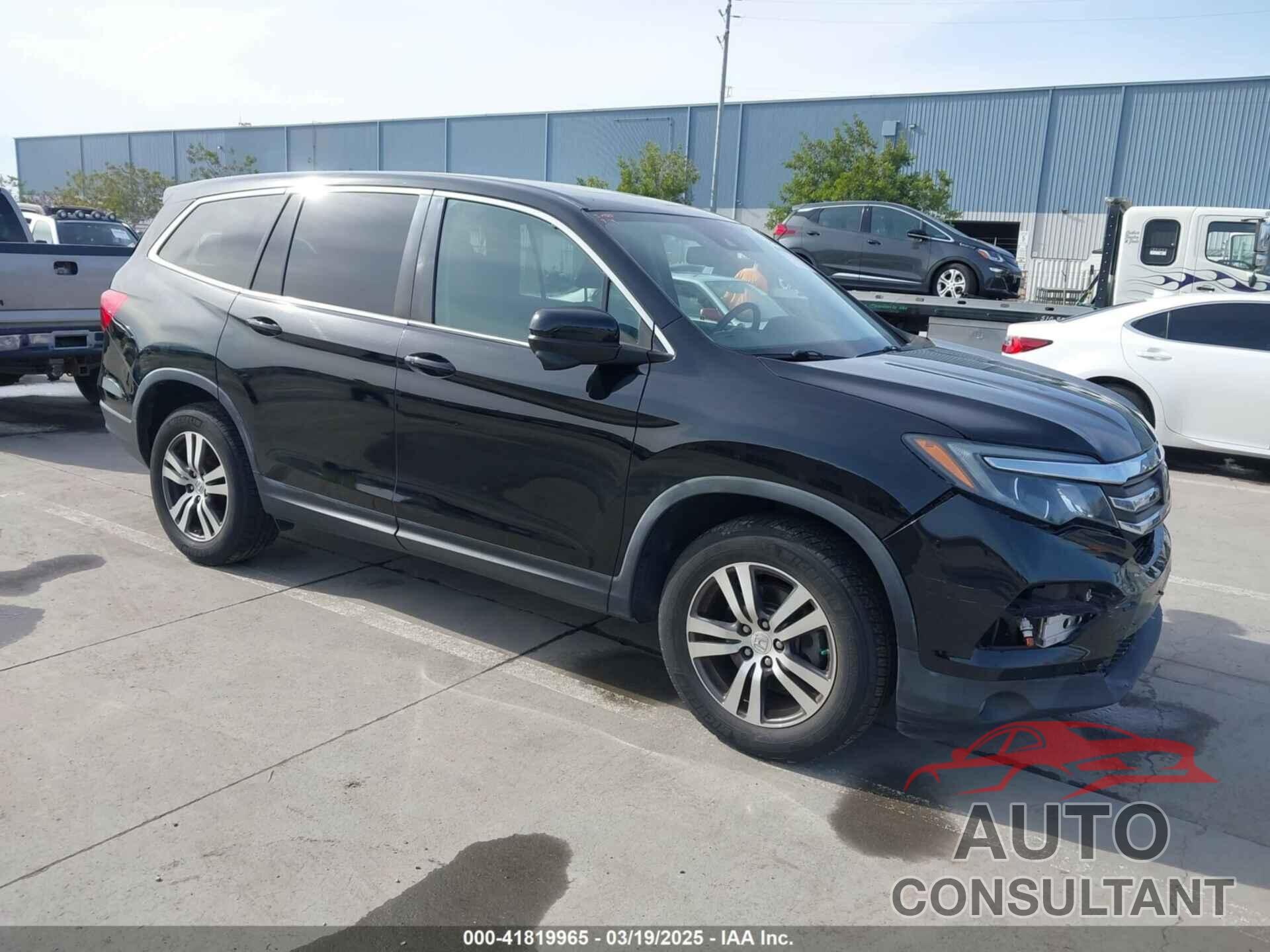 HONDA PILOT 2017 - 5FNYF6H62HB000298