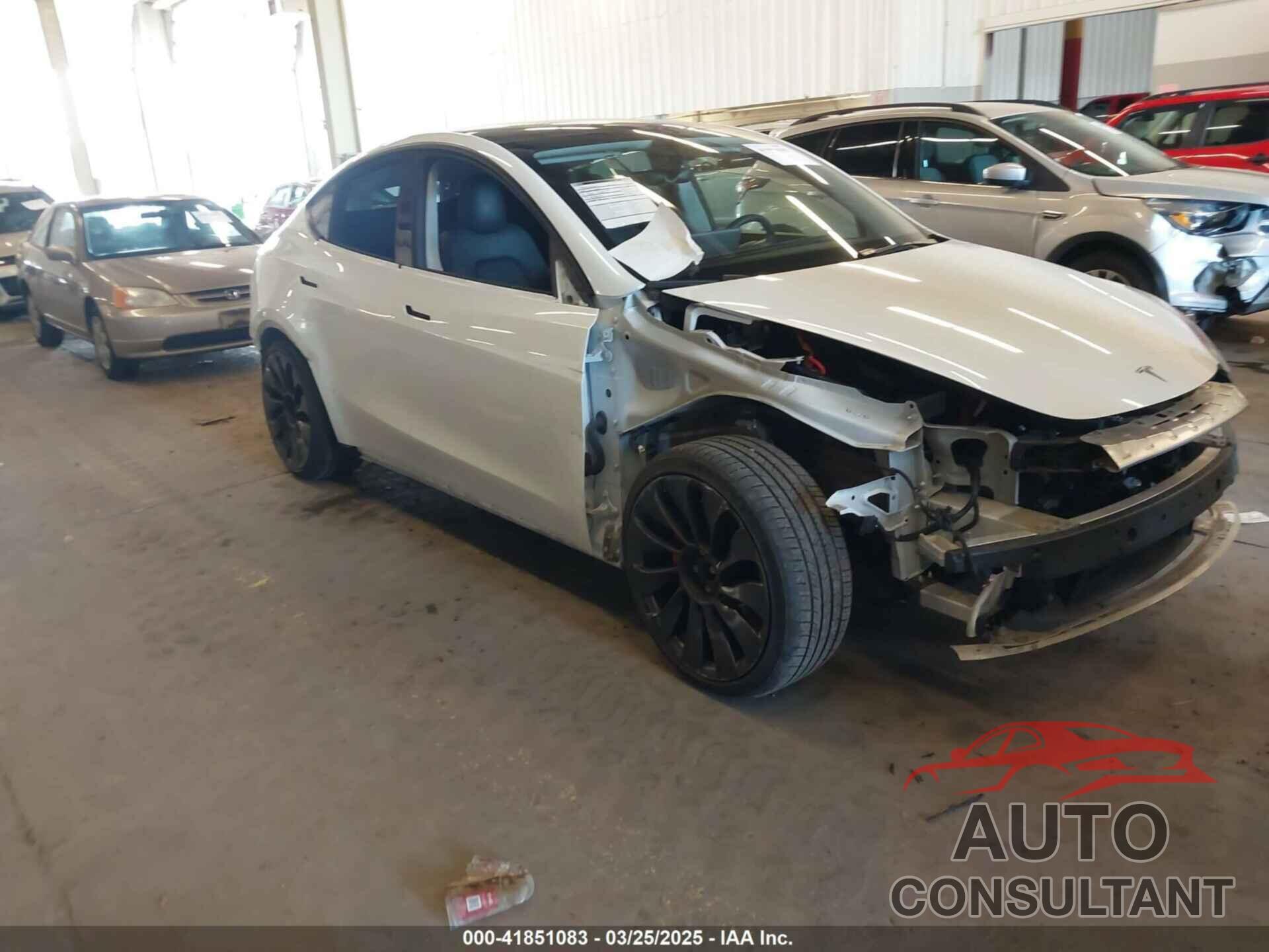 TESLA MODEL Y 2021 - 5YJYGDEF4MF263473