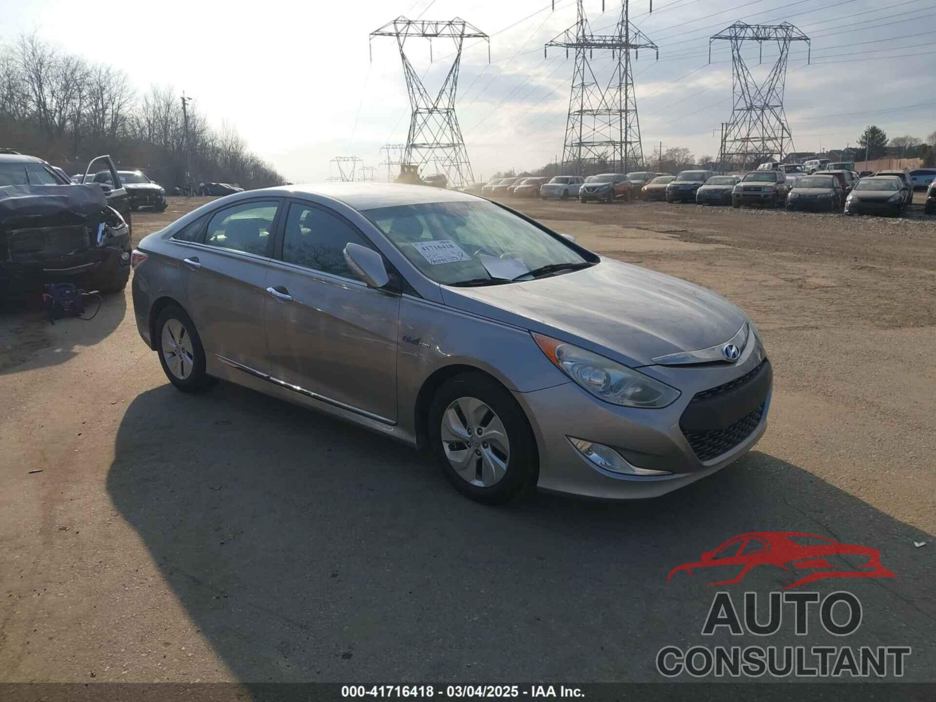 HYUNDAI SONATA HYBRID 2013 - KMHEC4A44DA085569