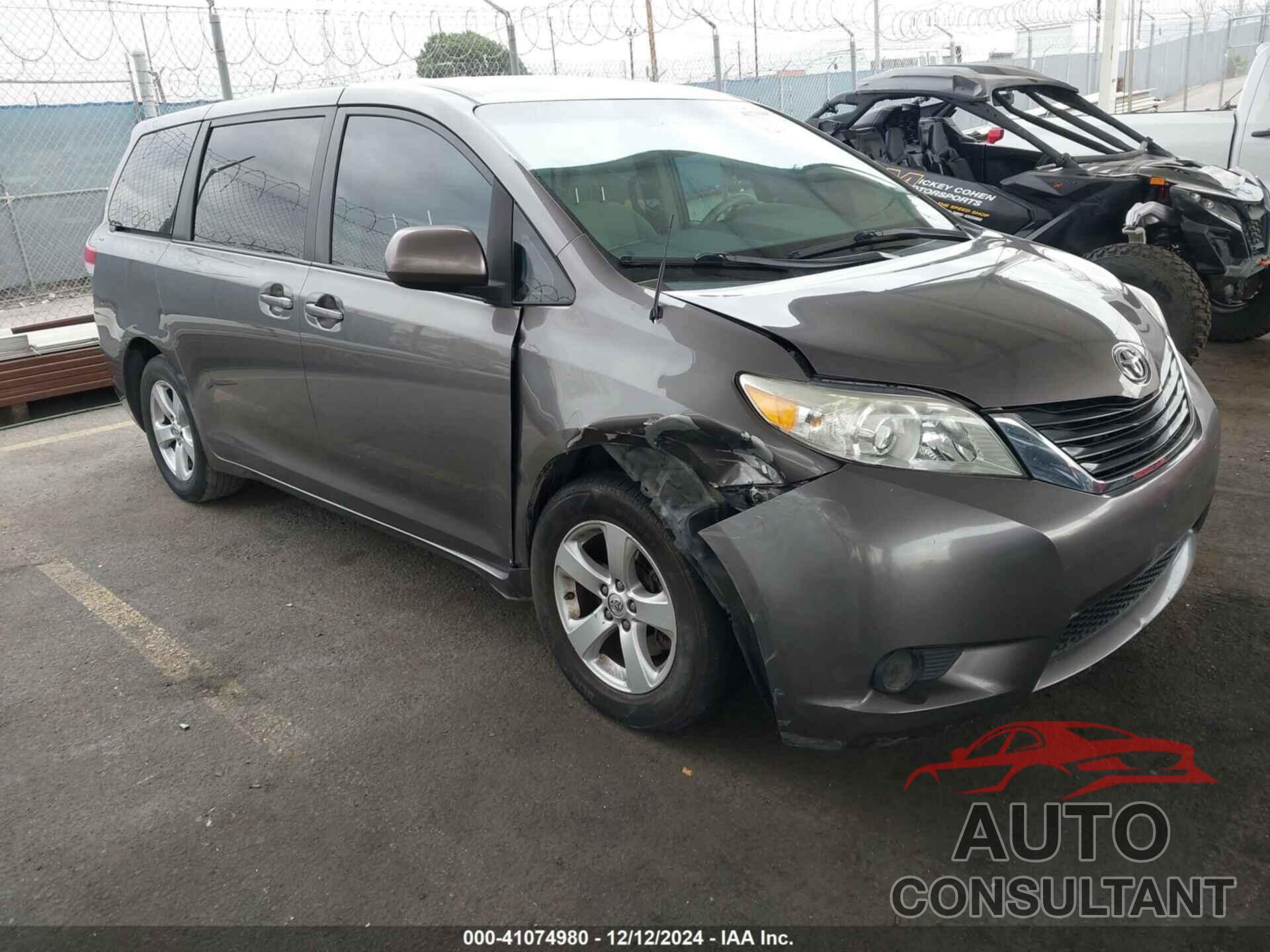 TOYOTA SIENNA 2014 - 5TDKK3DC3ES438086