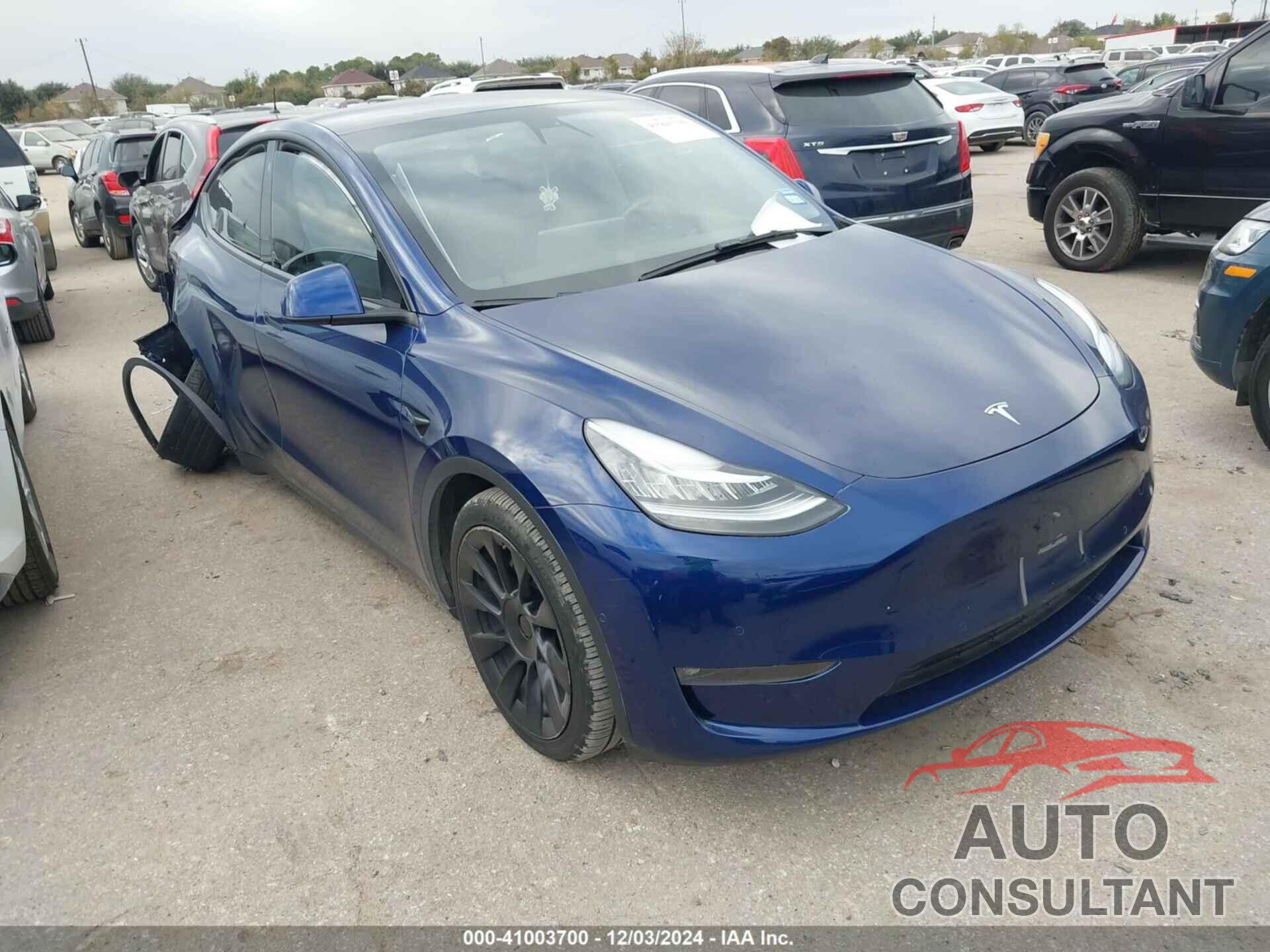 TESLA MODEL Y 2022 - 7SAYGDEE5NF480073