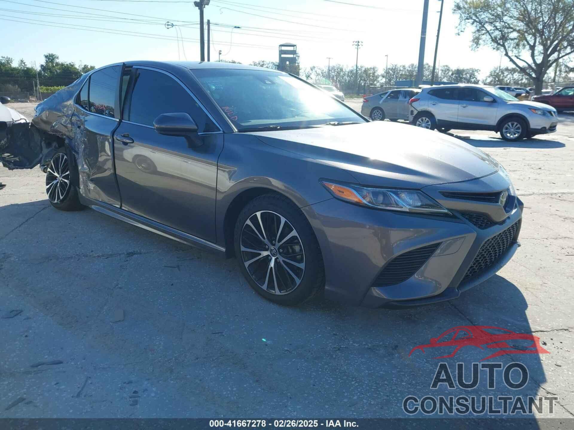 TOYOTA CAMRY 2020 - 4T1G11AK2LU392182