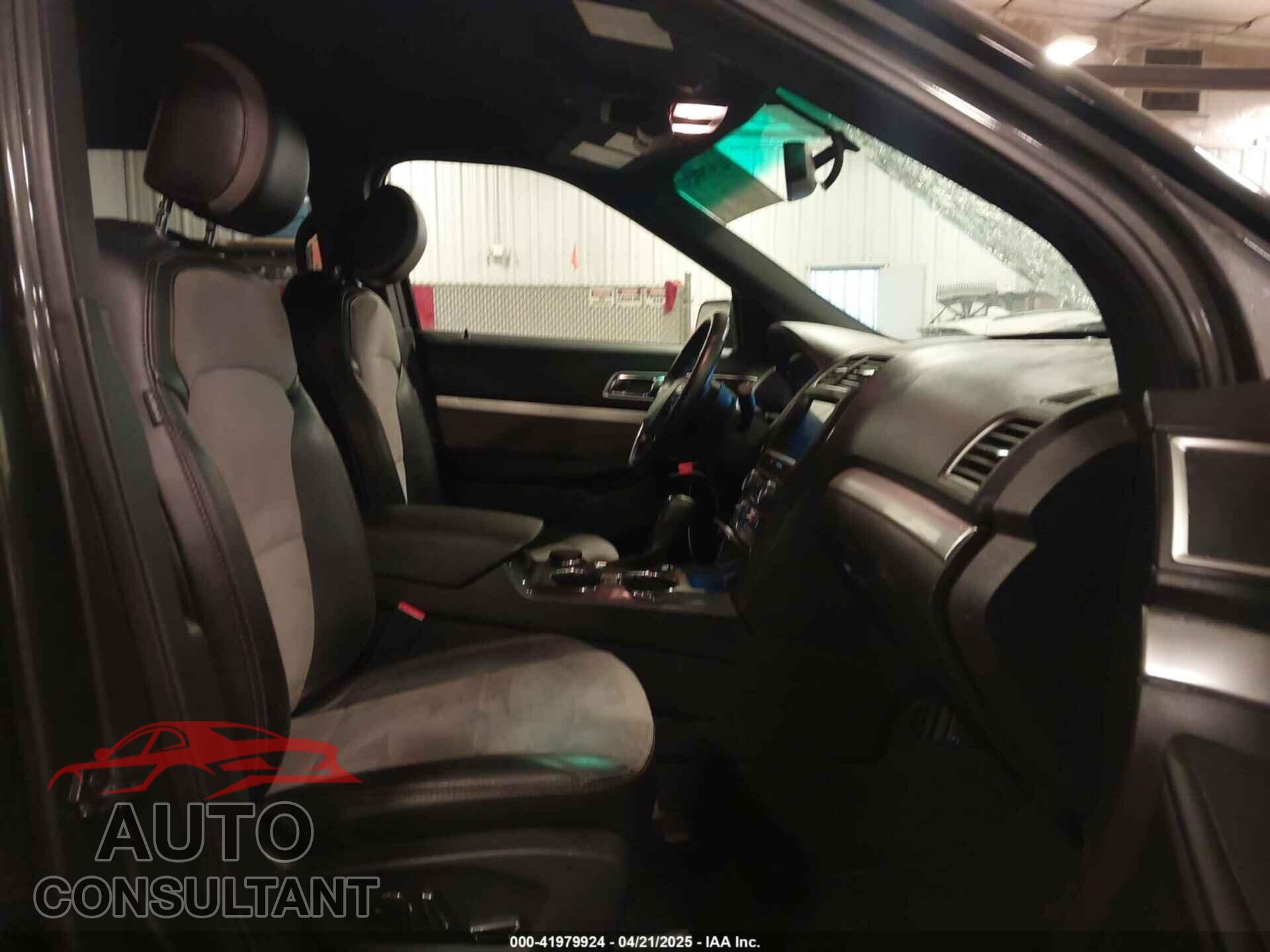 FORD EXPLORER 2017 - 1FM5K8D86HGA22842