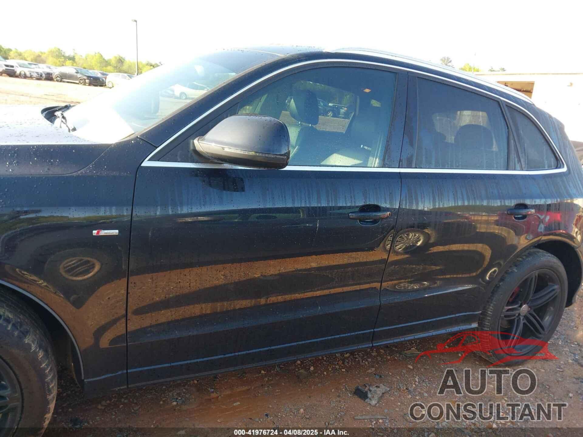 AUDI Q5 2012 - WA1DKAFP2CA009491