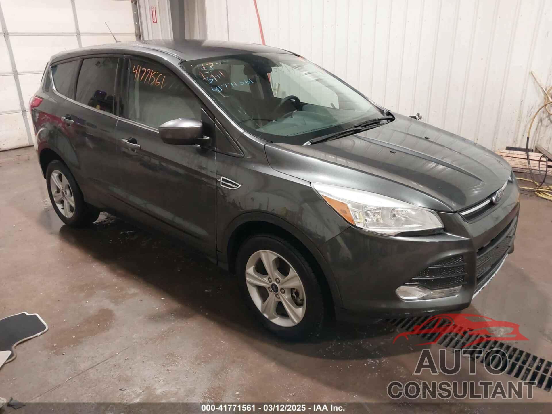 FORD ESCAPE 2016 - 1FMCU9G92GUC79508