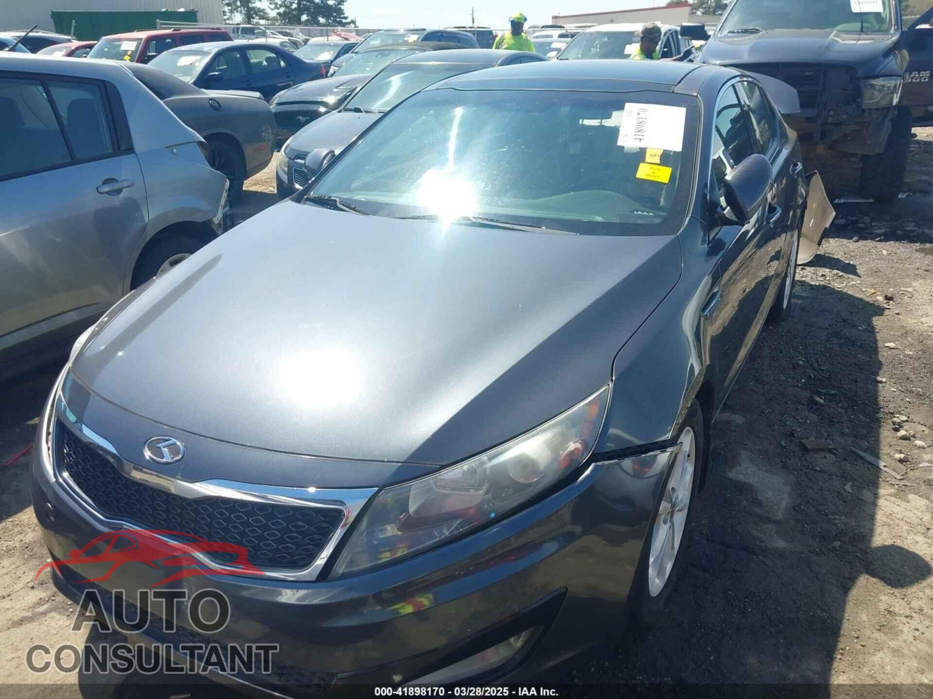 KIA OPTIMA 2011 - KNAGN4A78B5175859