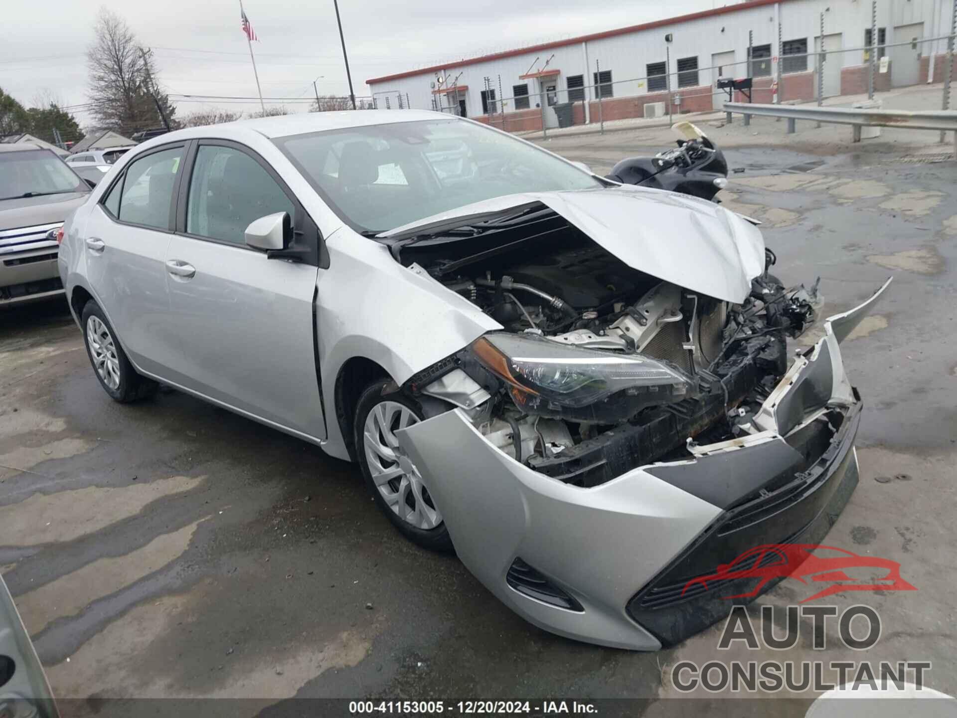 TOYOTA COROLLA 2018 - 2T1BURHE1JC042248